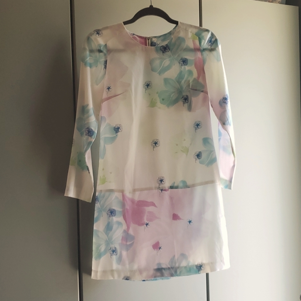 NWT UO Alice Ritter long sleeve water color floral mod dress.